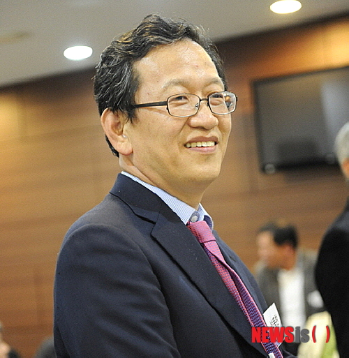 Seok Dong-Hyun